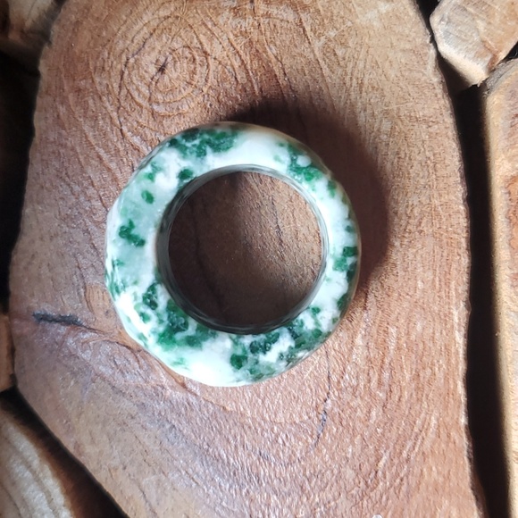New Faceted Natural Moss Agate Ring. - Picture 5 of 16
